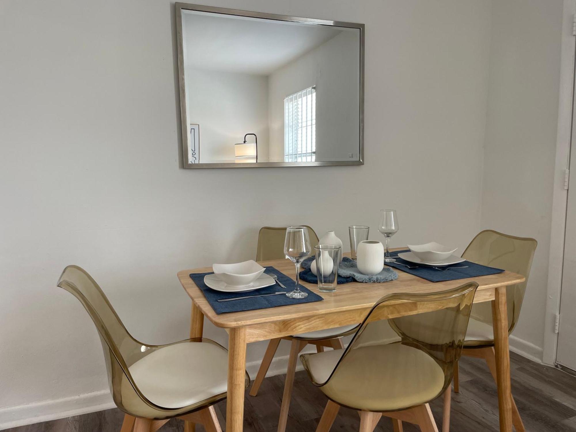 Remodeled Little Havanna Apartments Great Location Miami Buitenkant foto