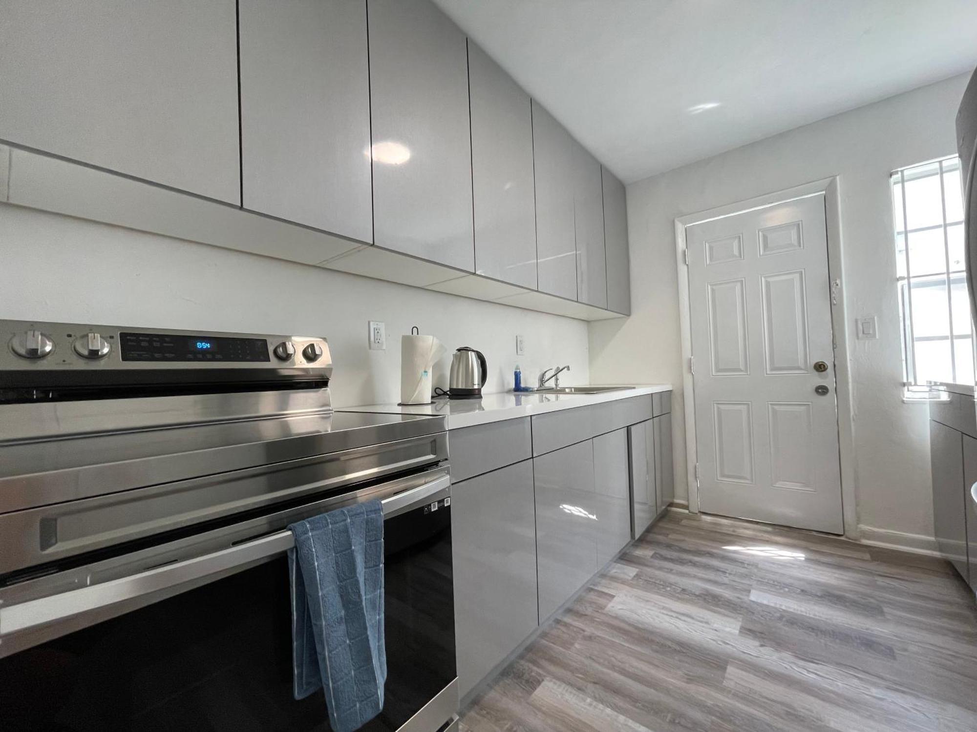 Remodeled Little Havanna Apartments Great Location Miami Buitenkant foto
